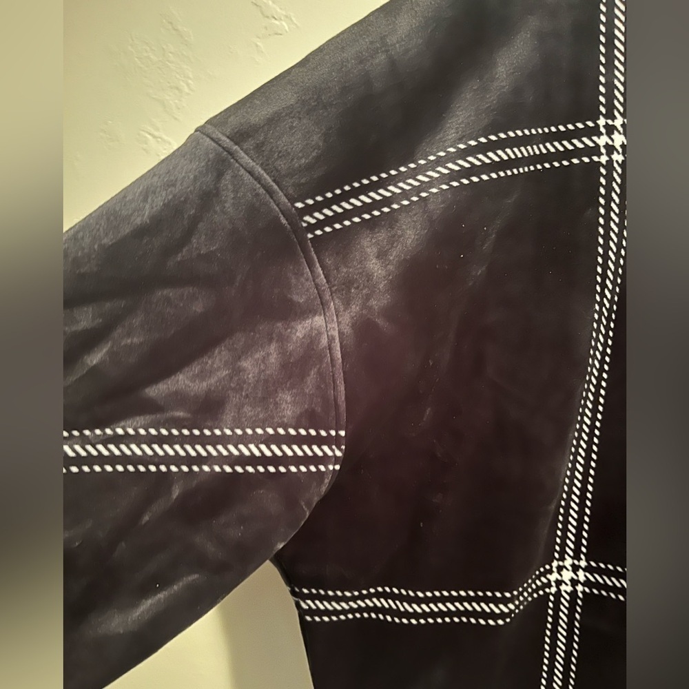 Tavi Campfire Hoodie Size Large Black White Window Pane Stripes Cropped Velour - Picture 6 of 14